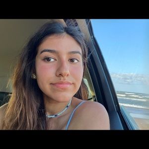 Meet your Posher, Destiny